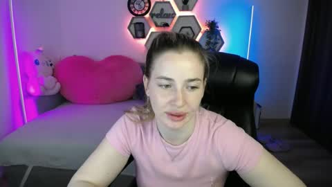 Sabrina Violet online show from June 24, 9:30 am