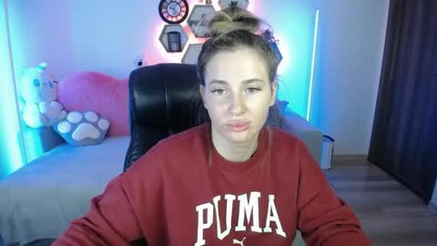Sabrina Violet online show from May 30, 8:23 am
