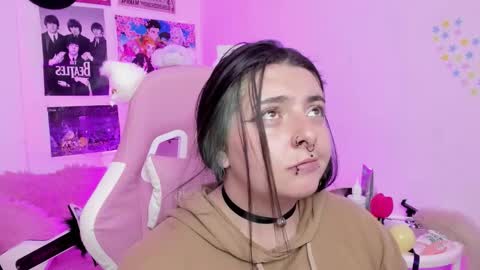 Ig  online show from December 17, 11:42 pm