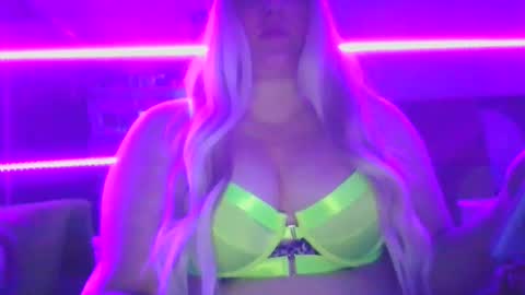 saddybaddie online show from January 5, 5:41 am