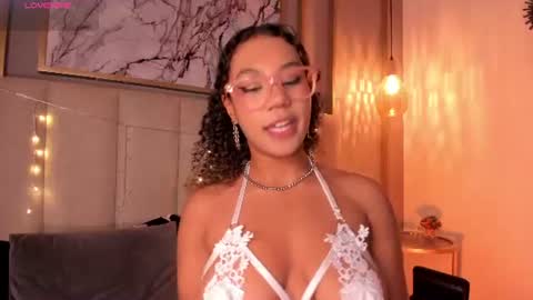 Sophie online show from June 19, 4:39 am