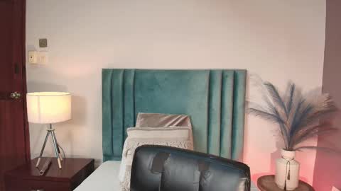 Sagira Belle online show from November 27, 7:39 pm