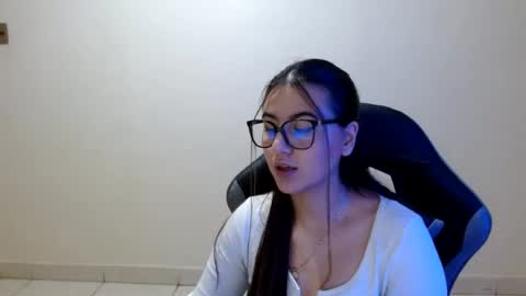 Sahaliefox  online show from July 24, 10:39 pm