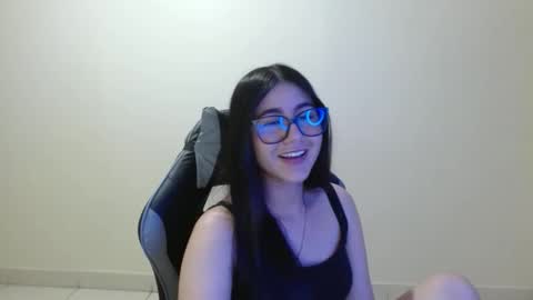 Sahaliefox  online show from January 12, 6:57 pm