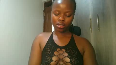 sallysasha254 online show from December 11, 7:03 pm