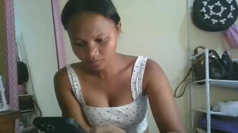 SallyWett online show from March 14, 2:18 pm