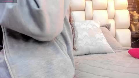 salome online show from February 2, 1:54 pm