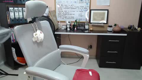 Snapshot of salome_010 chatting on January 28, 1:59 pm Salome online show from January 28, 1:59 pm