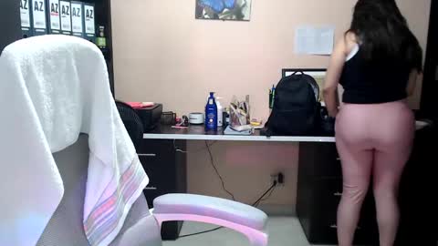 Snapshot of salome_010 chatting on February 21, 12:27 am Salome online show from February 21, 12:27 am