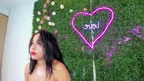Snapshot of salome_domi chatting on February 28, 7:03 pm salome online show from February 28, 7:03 pm