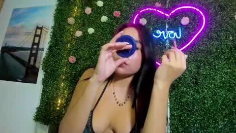 Snapshot of salome_domi chatting on December 18, 4:20 am salome online show from December 18, 4:20 am