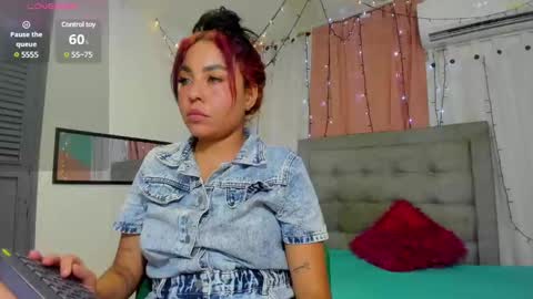 Snapshot of salome_domi chatting on January 21, 4:48 pm salome online show from January 21, 4:48 pm