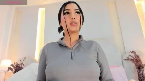   online show from October 28, 9:19 pm