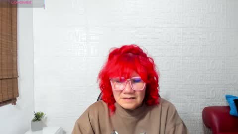 Snapshot of salomee_diazz chatting on March 1, 8:21 pm Salomee diazz online show from March 1, 8:21 pm