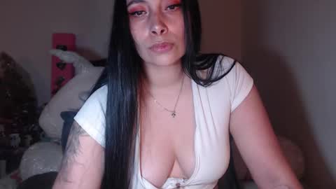 Snapshot of salomefox2 chatting on February 27, 4:31 am yenny online show from February 27, 4:31 am