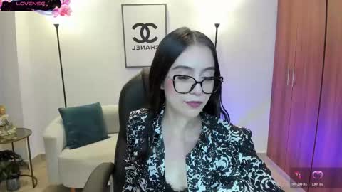 samantaa_evanss online show from March 8, 3:32 am