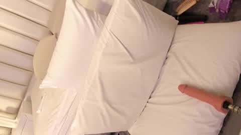 SAMANTA  online show from October 11, 3:00 am