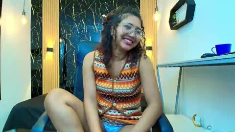    online show from April 29, 11:24 am