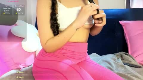 Samantha Ros online show from March 5, 1:40 pm