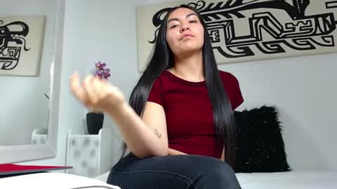 samantha_vaker online show from July 11, 9:37 pm
