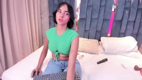 samanthaa_gil_ online show from February 19, 5:07 am