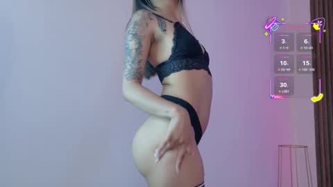 SAMANTHA ECHEVERRY online show from November 17, 11:44 am