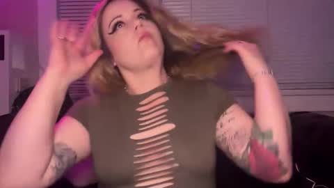 samanthafever online show from March 23, 10:21 am