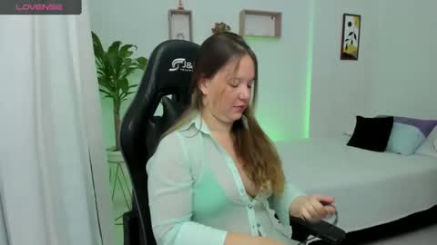 Samantha samy online show from March 2, 4:25 pm