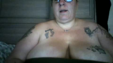 samanthasweetheart0402 online show from July 7, 4:15 am