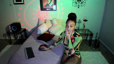 Yaya online show from February 21, 10:28 am