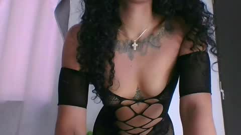 Samantha online show from May 3, 2:20 pm