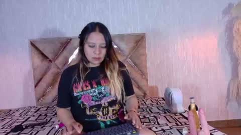 Samy online show from June 15, 7:58 pm
