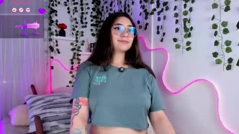 Samii Evans online show from May 1, 9:51 pm