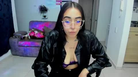 SARA online show from June 25, 1:27 am