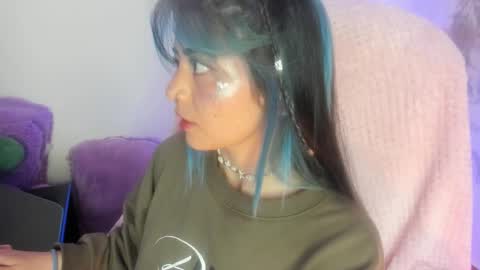   online show from March 15, 12:07 pm