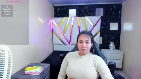 SamyEvanns online show from June 26, 11:28 pm