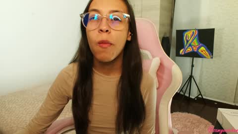 Special show on 17 december and 23 UwU online show from December 17, 3:50 am