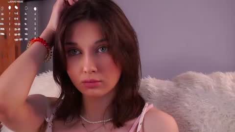 Isabel but you can call me Bella online show from August 1, 4:25 am