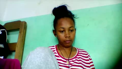 sandra1253099 online show from June 19, 9:35 am