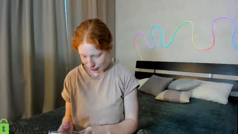 Snapshot of sandra__wilson chatting on October 16, 1:52 am Sandra online show from October 16, 1:52 am