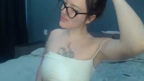 sandra_smith3007 online show from June 1, 6:37 am