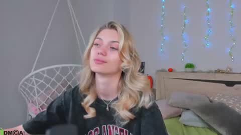 sandraa_anderson online show from July 16, 12:04 am