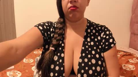 sandraclarkx69 online show from April 27, 1:52 pm