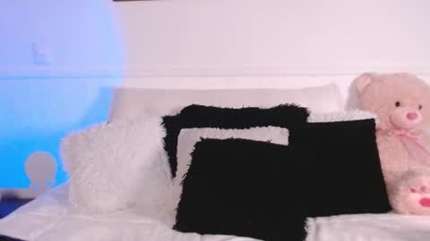 sandy morgan online show from February 8, 7:23 am