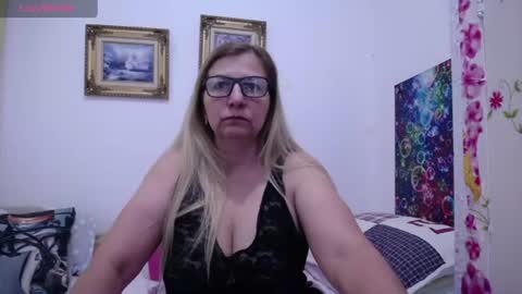 sara online show from August 4, 1:39 pm