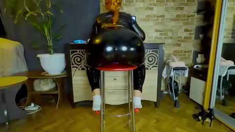 sara  foxy online show from February 22, 3:18 am