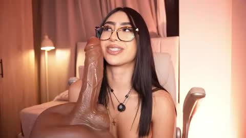 Sara  online show from June 24, 4:44 am