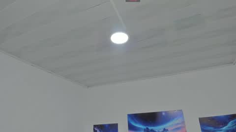 Snapshot of sara_allenx chatting on December 18, 11:34 am sara allenx online show from December 18, 11:34 am