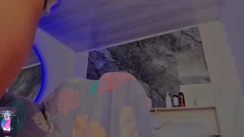 sara allenx online show from January 12, 1:38 pm