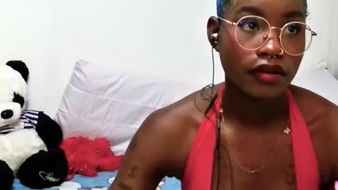 Sara  online show from March 17, 3:05 pm